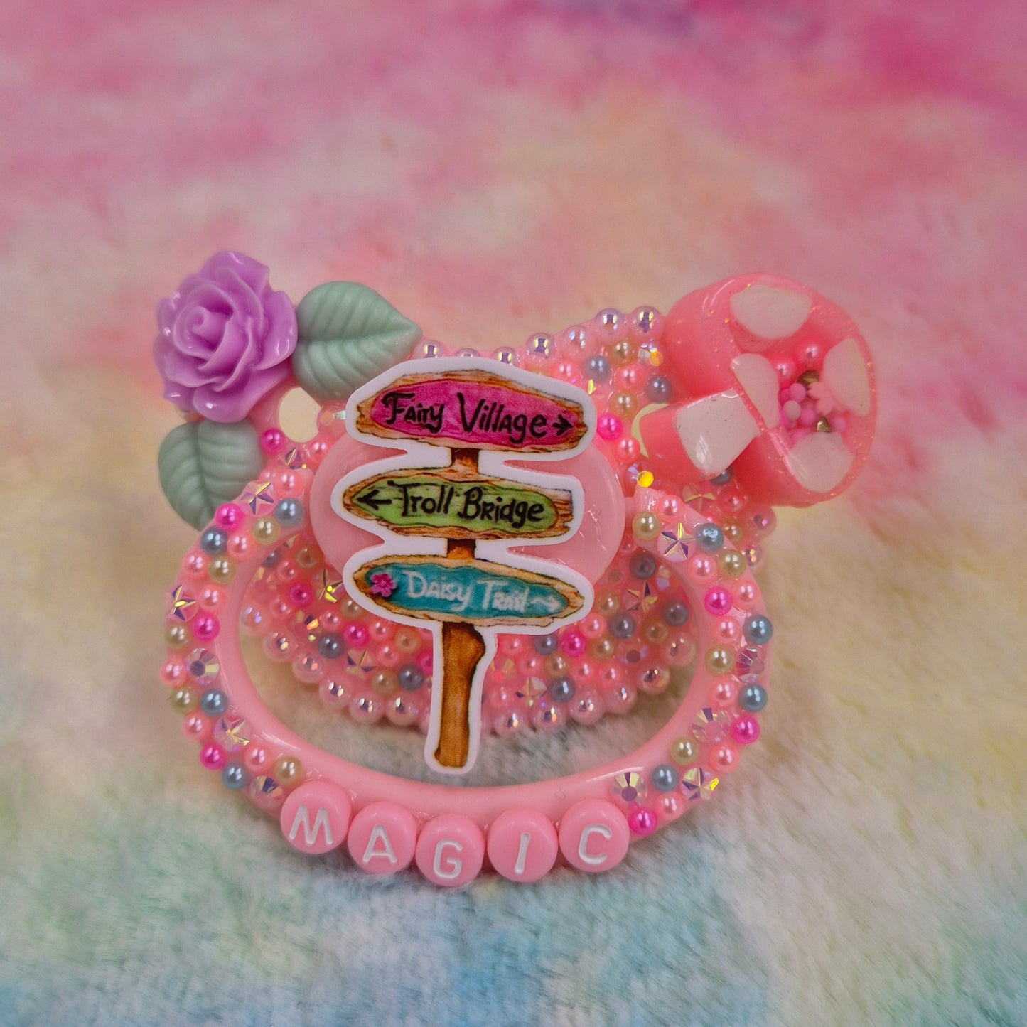 Fairie Deco Paci